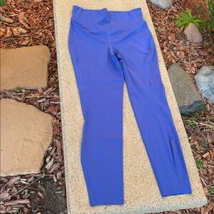 Lululemon Ladies 8 Bluish/violet High-Waisted Tight fit Leggings